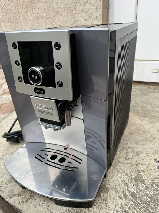 De'Longhi Perfecta Cappuccino ESAM 5500.