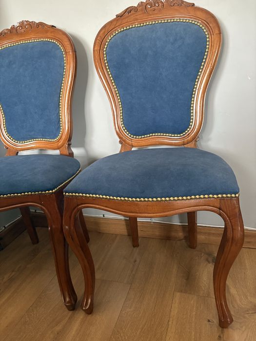 4 Cadeiras de Madeira de Carvalho