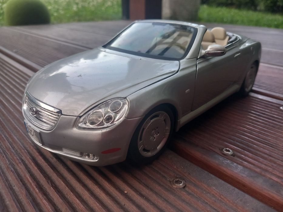 Model Lexus  SC 430 Maisto 1:18