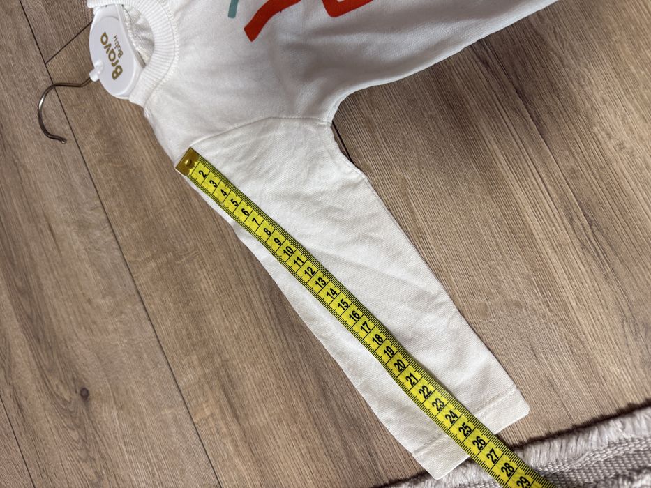 Кофточка детская , водолазка