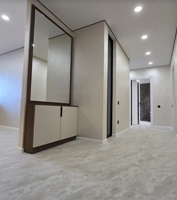 Продаж 3к квартири 75 кв. м на вул. Тролейбусна