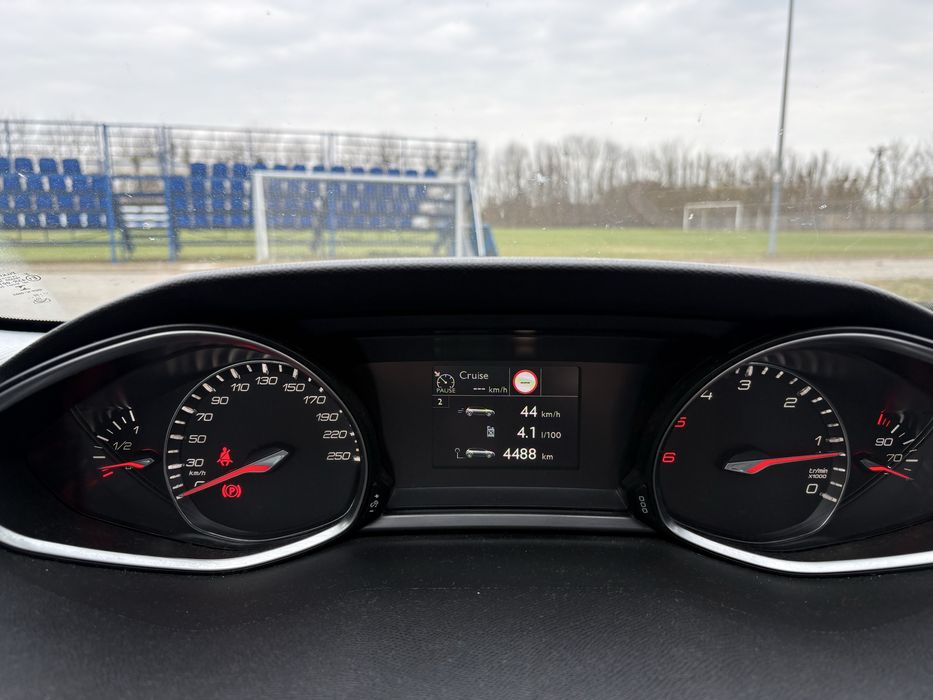 Peugeot 308 2018 1.5blueHDI