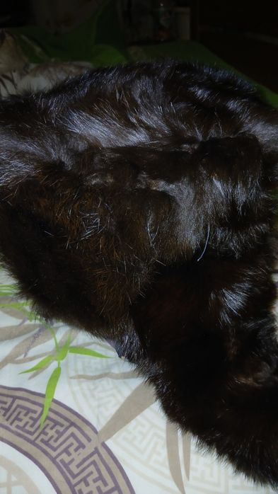 Меховая шапка из кролика