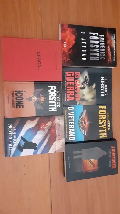 Lee Child / Dean Koontz / Jack Higgins / Martin Cruz Smith /Tom Clancy
