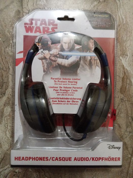 Подарунок Навушники eKids Star War Millenium Falcon Kid-friendly volum