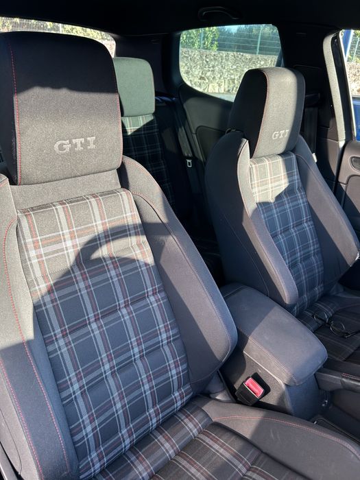 Golf VI GTI 211cv