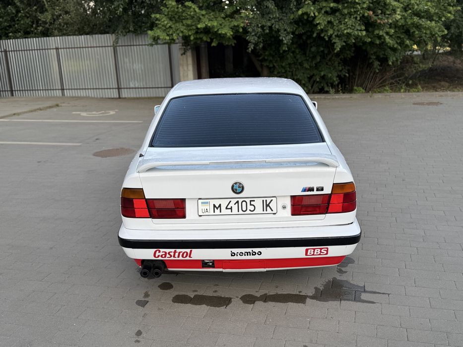 Bmw E34 525i переоформлення