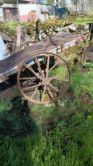 Carroça em ferro