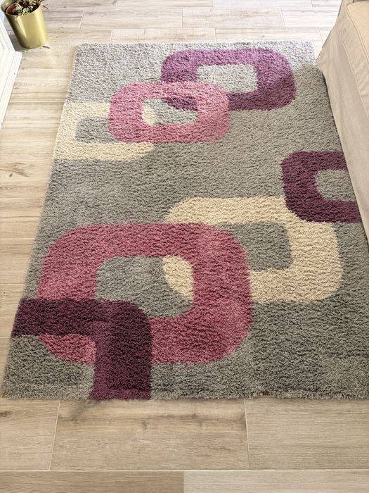 Tapete 190 x 134 cm – Bom estado