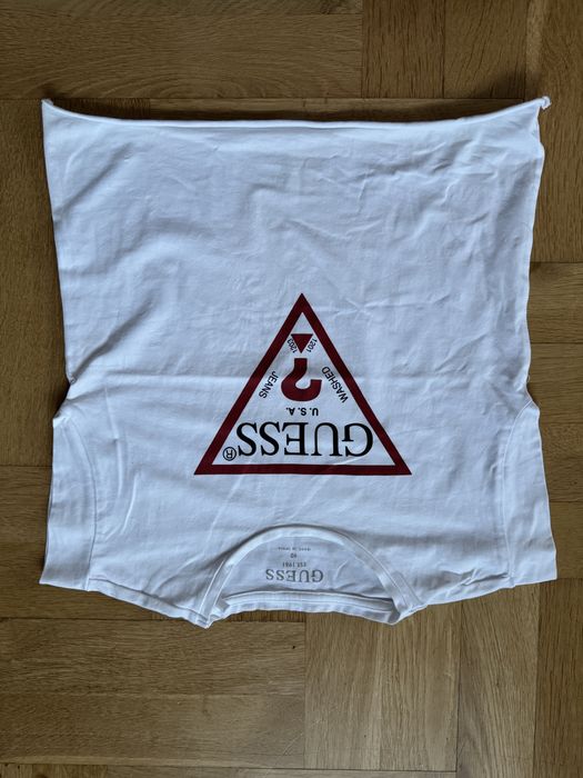 Koszulka Guess r. 10 jak nowa