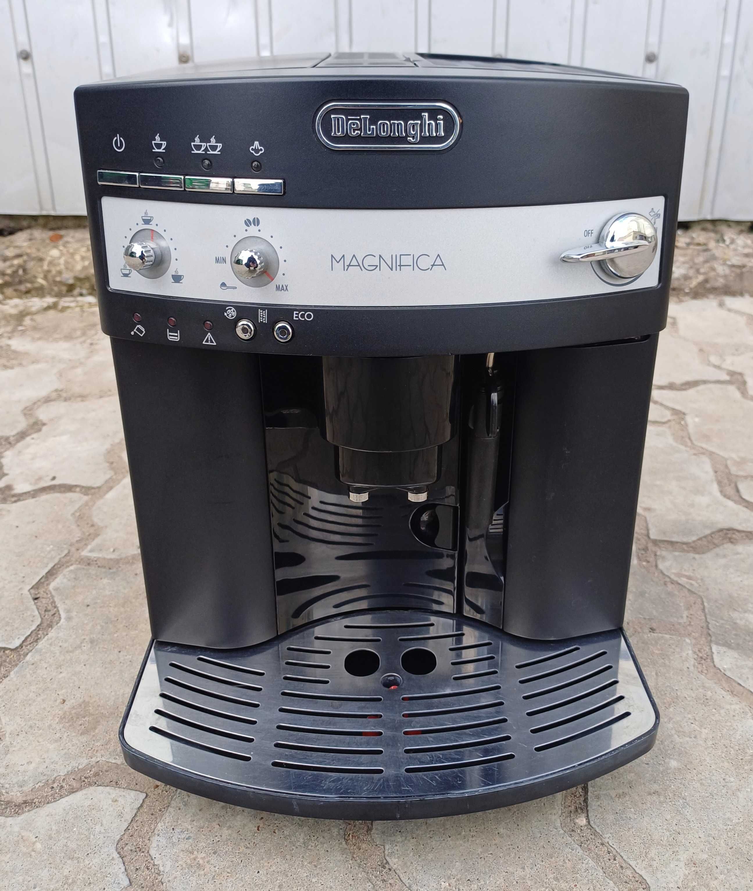Кофемашина кофеварка автоматическая Delonghi Magnifica ESAM 3000.B: 4 ...