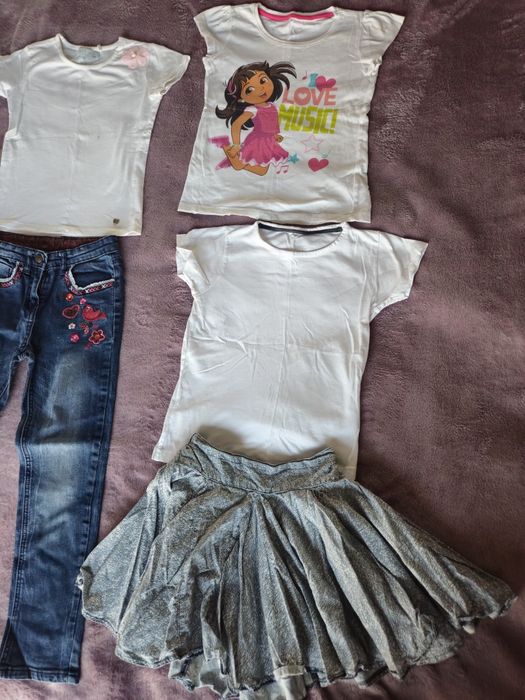 Śliczny zestaw ubrań r 128 cm jeansowe bluza