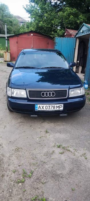 Продам  машину ауди 100