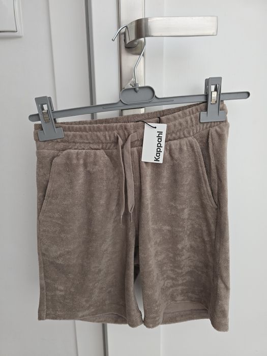KappAhl NOWE spodenki szorty frotte dla chłopca  r. 134