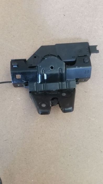 Fecho de mala bmw E81 E87