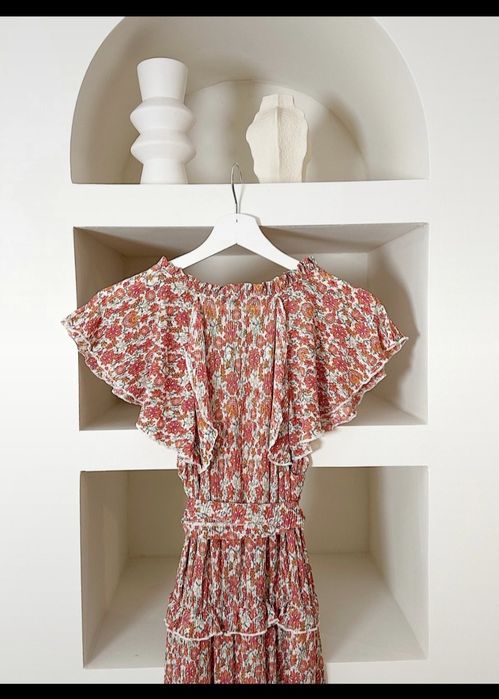 Markowa letnia sukienka Cortefiel