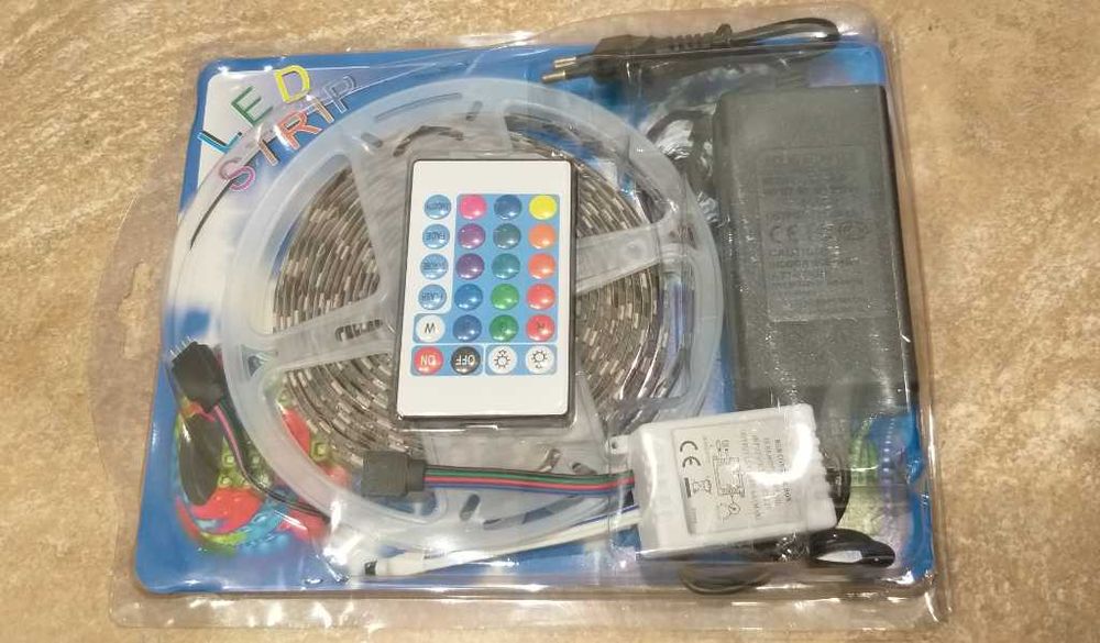 Диодная лента цветная с пультом 5050