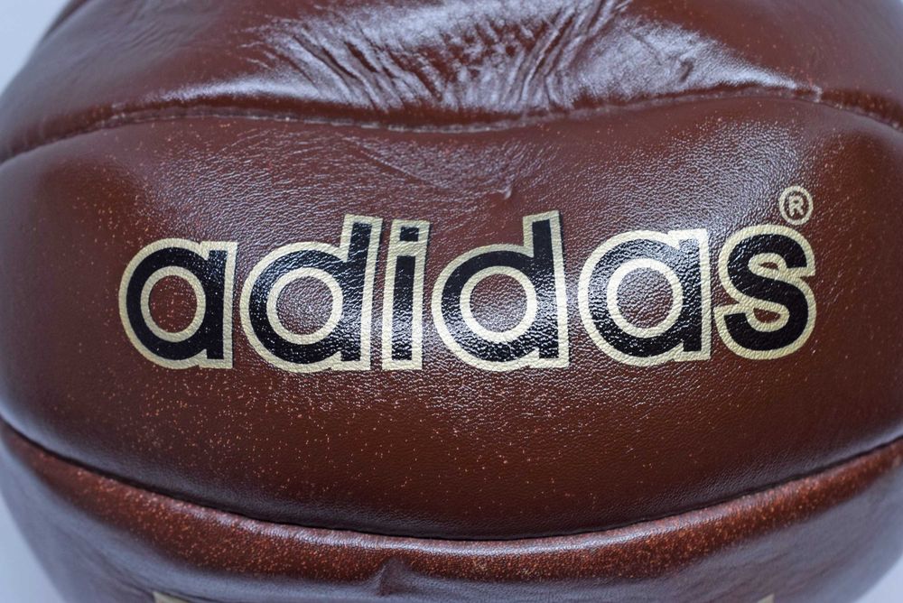 Adidas Pelias 1904 Edição Comemorativa 100º Aniversário da FIFA