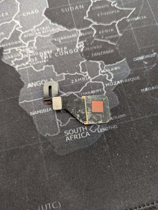 Сканер відбитків пальців Pixel 6