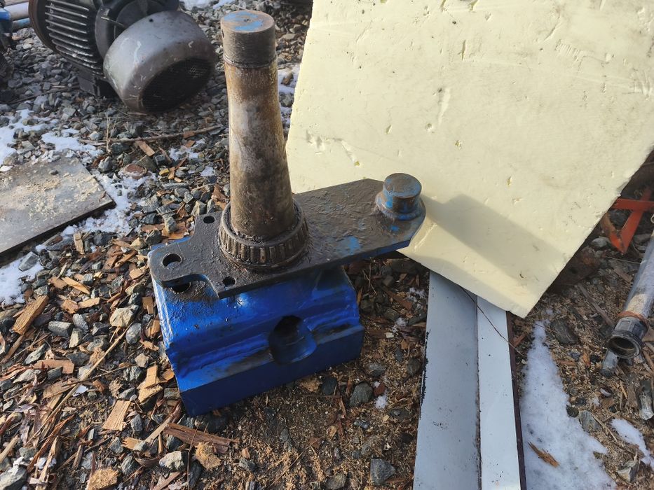 Sprzedam obrotnicę do pługa Rabewekg