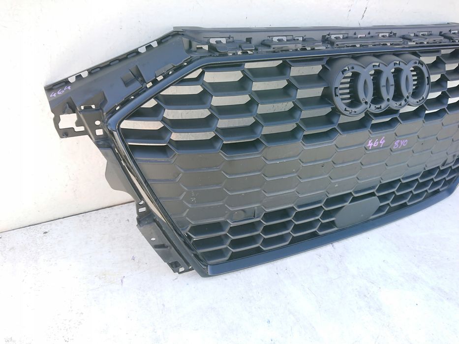 Audi A3 8Y0 19- S-line grill Atrapa