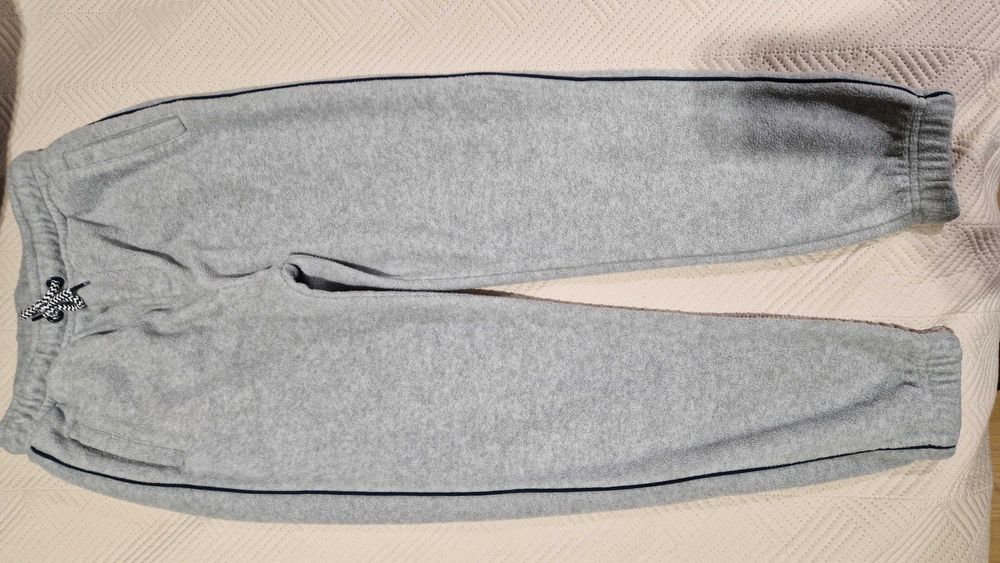 Zimowe, polarkowe spodnie rozm. 152.