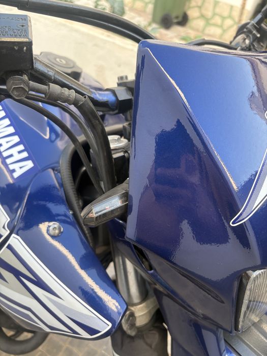 YAMAHA XT 600 super motard
