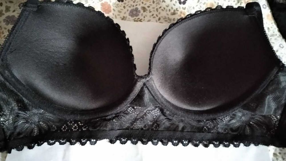 Дешево продам новый качественный лифчик бюстгалтер: черный 34С(75C)
