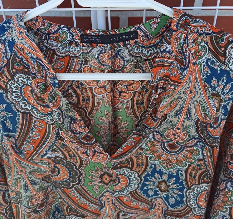 Blusa, tipo túnica, estampada