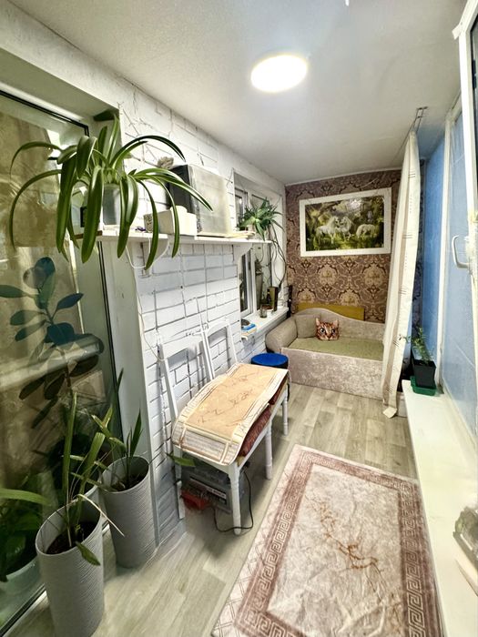 Продам 2к квартиру с ремонтом + техэтаж 80кв.м, Самар(Ковалевка)