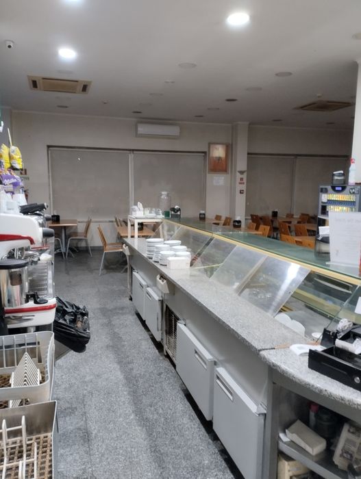 Vendo parte de sosiadade de pastelaria e padaria com fabrico próprio