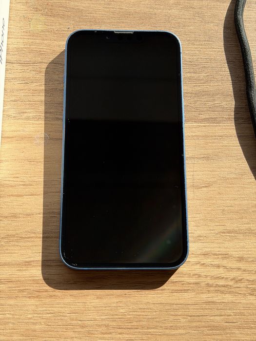iPhone 13  stan bardzo dobry