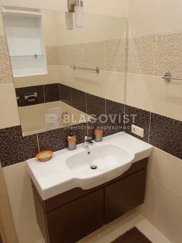 Золоті Ворота В.Житомирська Артема Львівська площа Січових стрільців