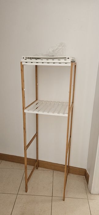 Duas estantes madeira OFERTA