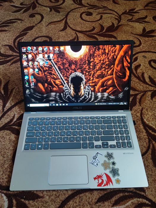 Asus VivoBook 15 16/256