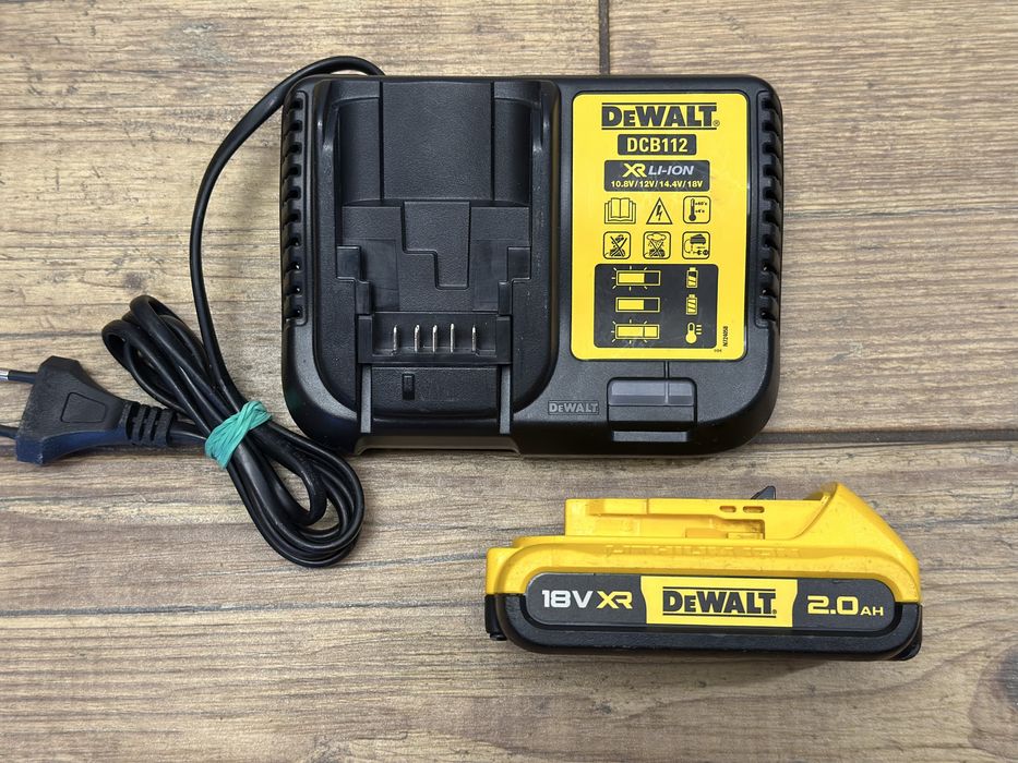 Zestaw | akumulator, bateria 18V 2AH 2022r. | ładowarka DCB112 DeWalt
