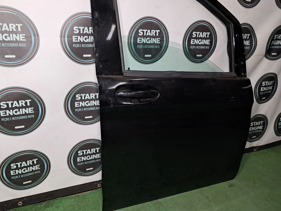 Porta Frente Mercedes Vito Viano w447 Direita
