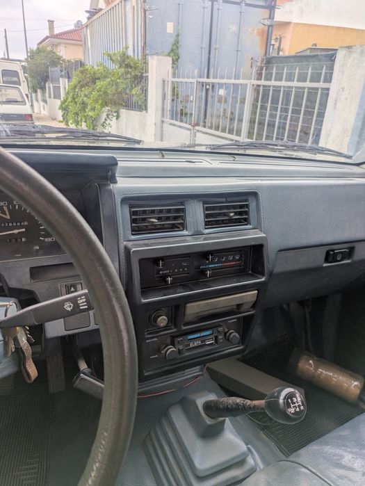 Carrinha Nissan king cab