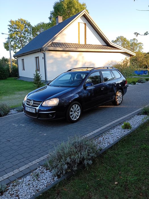 *** VW Golf kombi 1.9tdi *odpinany hak* klima***