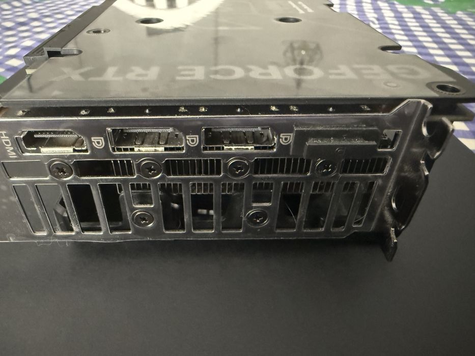 Vendo Placa Grafica NVIDIA RTX 4060 8gb