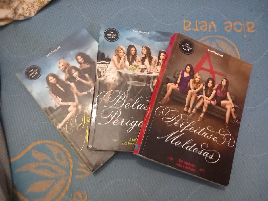 Os famosos livros de sara sherpad