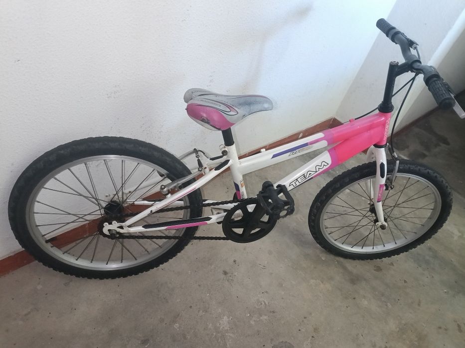 60€ bicicleta roda 20 pegar e andar