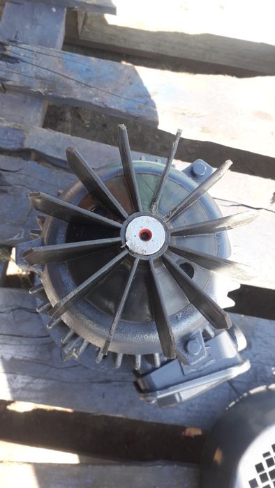 Електродвигун 4АМ80А4 1.1 квт 1400 об.флянцевий