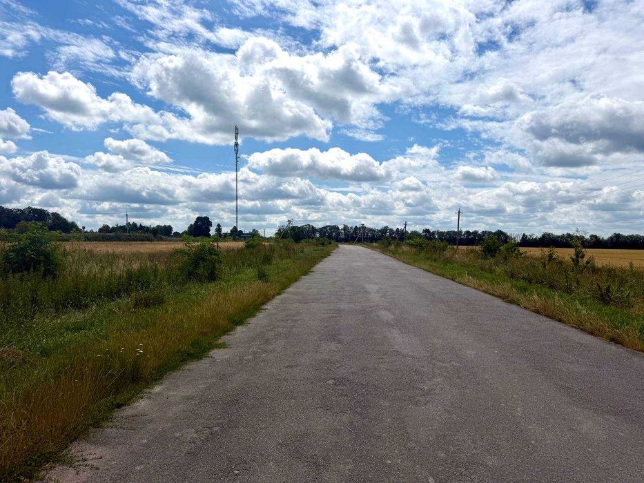 Продається земельна ділянка в с. Іванівка 7811