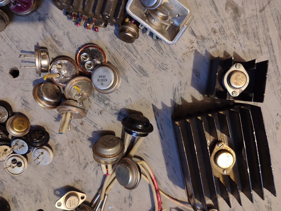 Транзисторы производства СССР продам.: 1 500 грн. - Інша електроніка ...