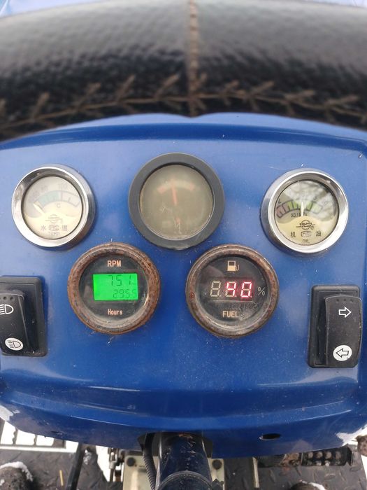 Трактор DW244AHTD