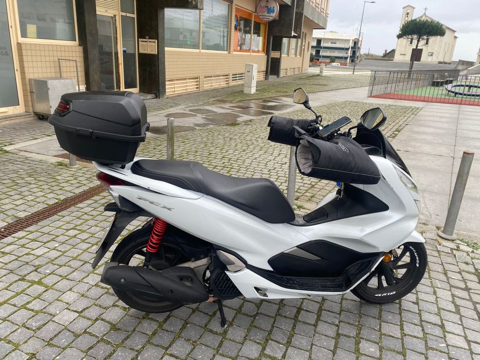 Vendo PCX125cc 2019

Toda revisada.Vai de brinde o baú 

Km: 97.100

V