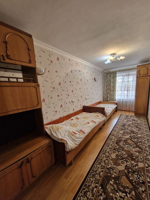 Вільна з 22 .01.Для 1-4 людей, Проспект 115