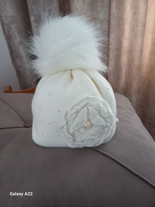 Шапка для дівчинки