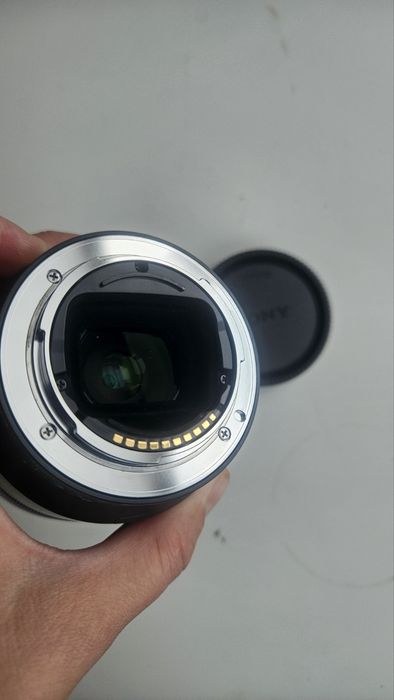 Продам Sony FE 50mm F2.8 Macro